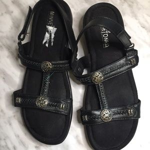 Minnetonka Sandals